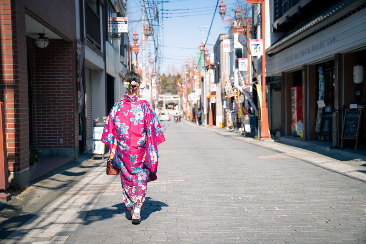 秩父銘仙の着物を着て有形文化物あふれるレトロな秩父の街並みを歩く｜100年前のおしゃれを体験する一日