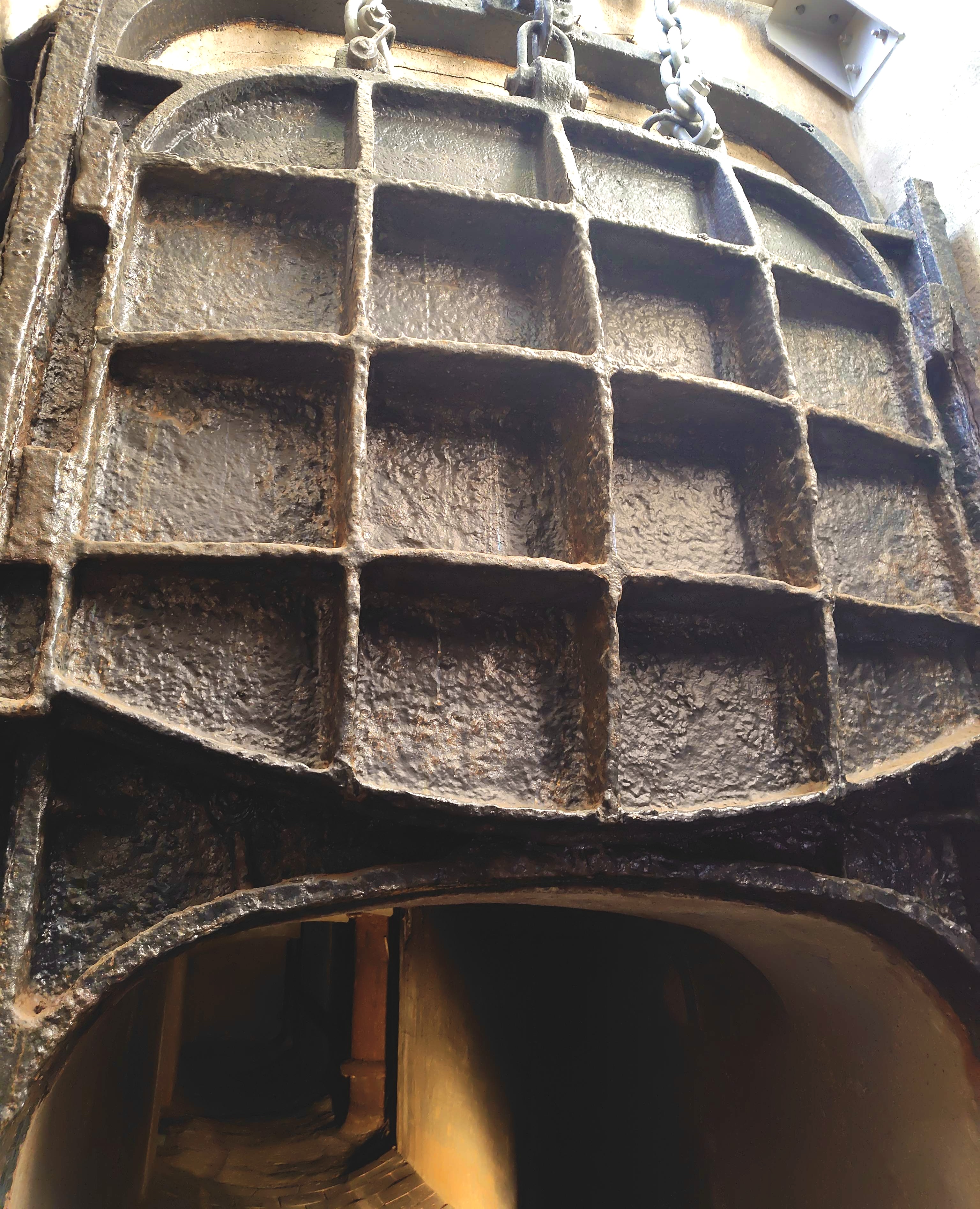 荒川に眠る地下迷宮。大正期ポンプ場遺構の内部を巡る大人の社会科見学